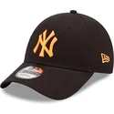czarna-regulowana-czapka-z-zakrzywionym-daszkiem-z-pomaranczowym-logo-9forty-neon-pack-new-york-yankees-mlb-od-new-era