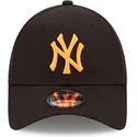 czapki-curva-czarny-tasma-regulowana-9forty-neon-pack-new-york-yankees-mlb-new-era