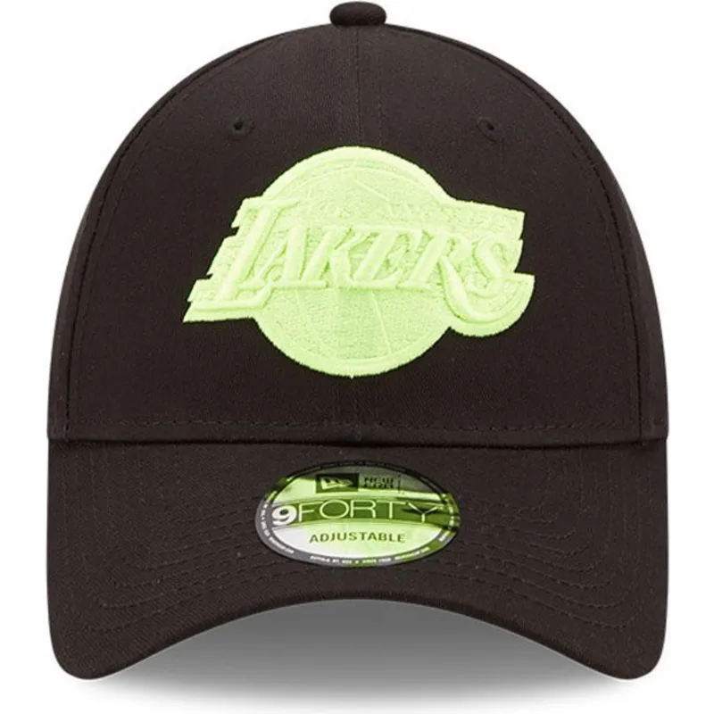 czarna-regulowana-czapka-z-zakrzywionym-daszkiem-z-zielonym-logo-9forty-neon-pack-los-angeles-lakers-nba-new-era