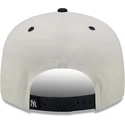 czapki-plana-bialy-snapback-9fifty-white-crown-new-york-yankees-mlb-new-era