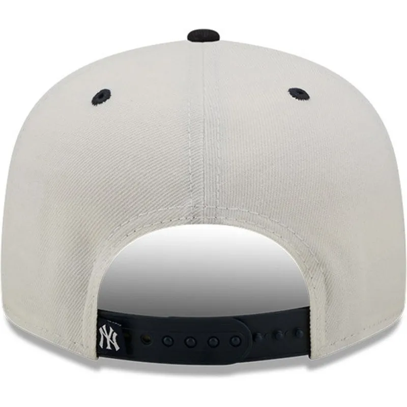 czapki-plana-bialy-snapback-9fifty-white-crown-new-york-yankees-mlb-new-era