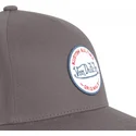 szara-czapka-z-zakrzywionym-daszkiem-snapback-kustom-kulture-col-gre-od-von-dutch