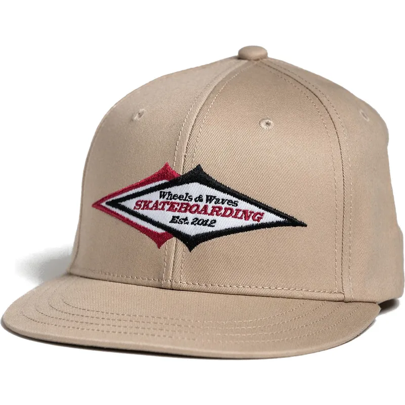 bezowa-plaska-czapka-snapback-skateboarding-ww24-od-wheels-and-waves