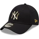 granatowa-czapka-z-zakrzywionym-daszkiem-snapback-9forty-z-foliowym-logo-new-york-yankees-mlb-marki-new-era