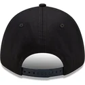 granatowa-czapka-z-zakrzywionym-daszkiem-snapback-9forty-z-foliowym-logo-new-york-yankees-mlb-marki-new-era