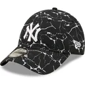 czarna-regulowana-czapka-z-zakrzywionym-daszkiem-9forty-marble-new-york-yankees-mlb-od-new-era