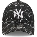 czarna-regulowana-czapka-z-zakrzywionym-daszkiem-9forty-marble-new-york-yankees-mlb-od-new-era