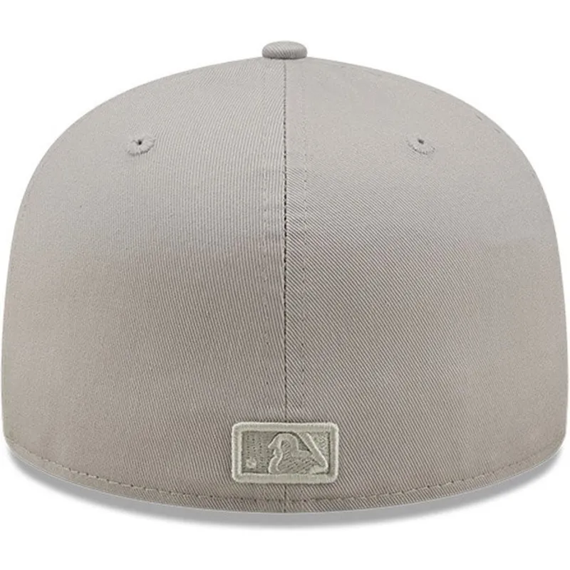 czapki-plana-szary-dopasowany-59fifty-parche-lateral-world-series-new-york-yankees-mlb-new-era