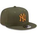 czapki-plana-zielony-snapback-9fifty-league-essential-new-york-yankees-mlb-new-era