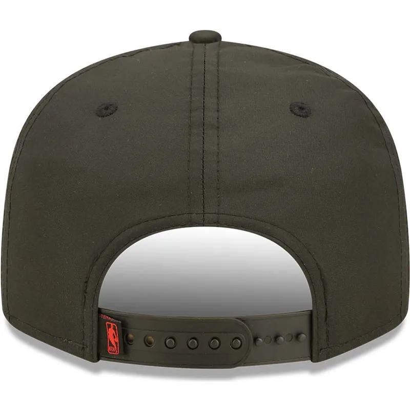 czapki-plana-czarny-snapback-9fifty-neon-pack-chicago-bulls-nba-new-era czapki-plana-czarny-snapback-9fifty-neon-pack-chicago-bulls-nba-new-era