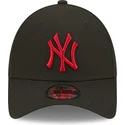 czapki-curva-czarny-tasma-regulowana-9forty-league-essential-new-york-yankees-mlb-new-era