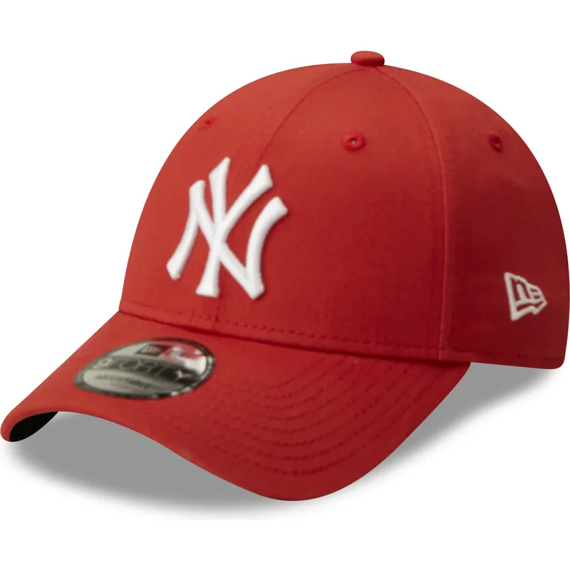 czapki-curva-czerwony-tasma-regulowana-9forty-league-essential-new-york-yankees-mlb-new-era