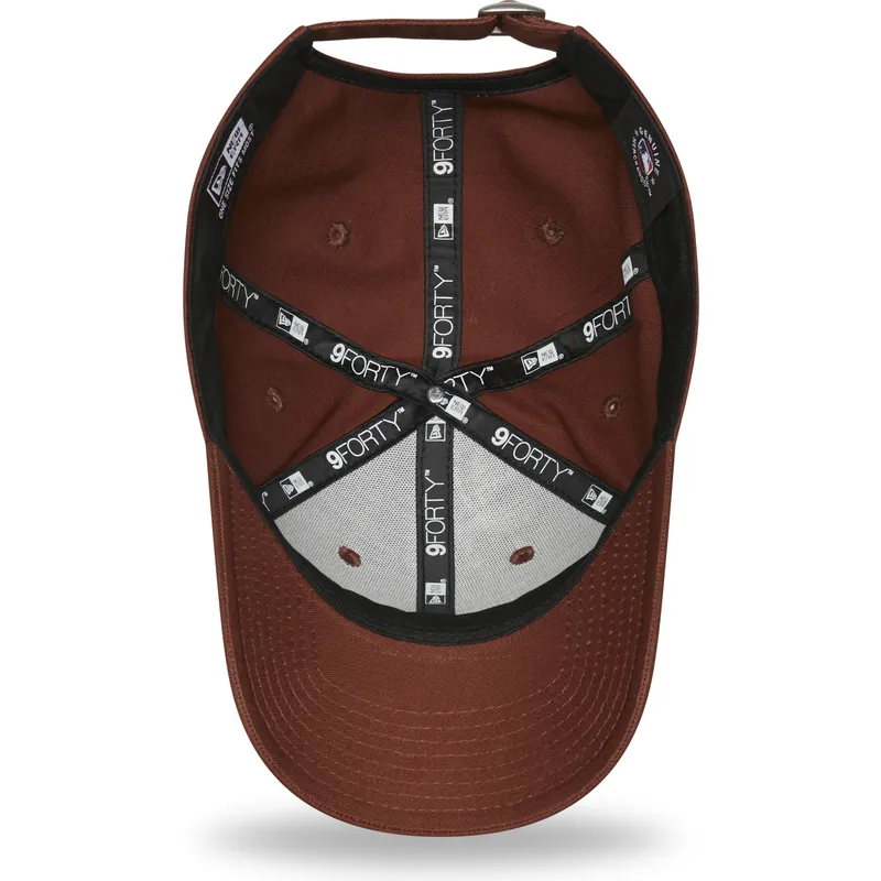 czapki-curva-brazowy-tasma-regulowana-9forty-league-essential-new-york-yankees-mlb-new-era