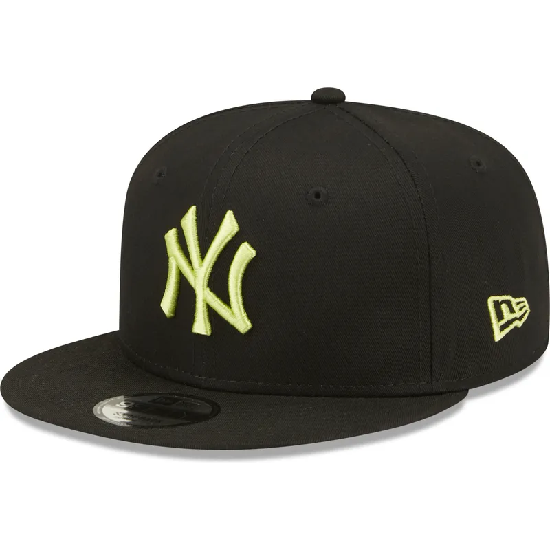 czapki-plana-czarny-snapback-9fifty-league-essential-new-york-yankees-mlb-new-era