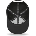 czarna-czapka-z-daszkiem-typu-snapback-z-zoltym-logo-9fifty-league-essential-new-york-yankees-mlb-od-new-era