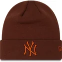 czapki-brazowy-marron-league-essential-cuff-new-york-yankees-mlb-new-era