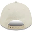 bezowa-czapka-z-zakrzywionym-daszkiem-snapback-z-bezowym-logo-9forty-repreve-los-angeles-dodgers-mlb-od-new-era
