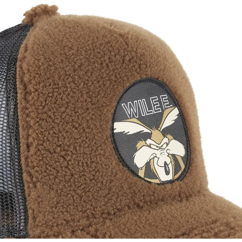 czapki-curva-brazowy-snapback-kojot-looney-tunes-capslab