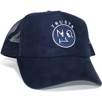 Czapka trucker granatowa Trusts No.1 Suede Navy White Logo od The No.1 Face