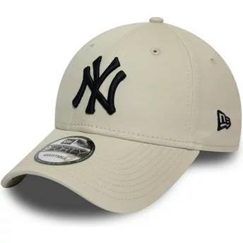 Beżowa, regulowana czapka z zakrzywionym daszkiem 9FORTY League Essential z czarnym logo New York Yankees MLB od New Era