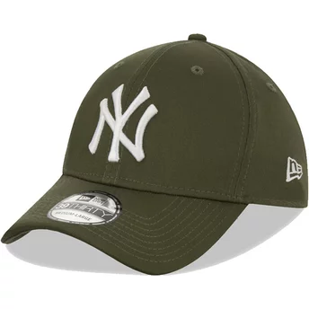 Zielona, regulowana czapka z daszkiem 39THIRTY League Essential New York Yankees MLB od New Era