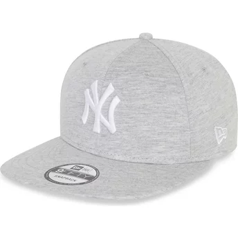 Szara czapka z daszkiem typu snapback 9FIFTY Jersey Medium New York Yankees MLB od New Era