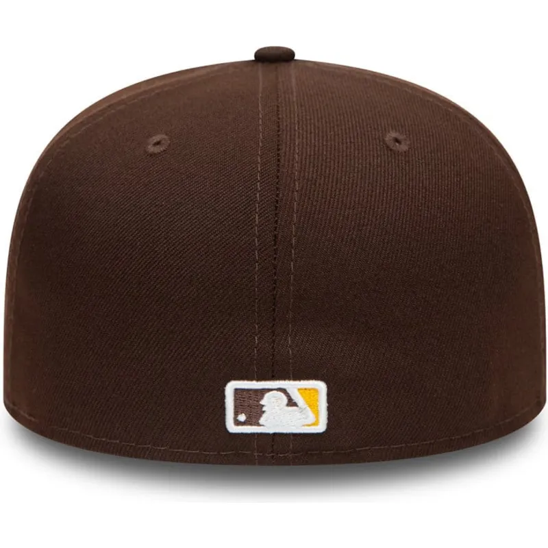 brazowa-dopasowana-czapka-z-daszkiem-59fifty-authentic-on-field-san-diego-padres-mlb-new-era