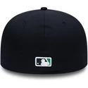 granatowa-dopasowana-czapka-z-daszkiem-59fifty-authentic-on-field-seattle-mariners-mlb-od-new-era