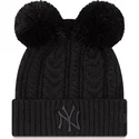 czarna-czapka-z-pomponem-z-czarnym-logo-dla-kobiet-cuff-double-new-york-yankees-mlb-od-new-era