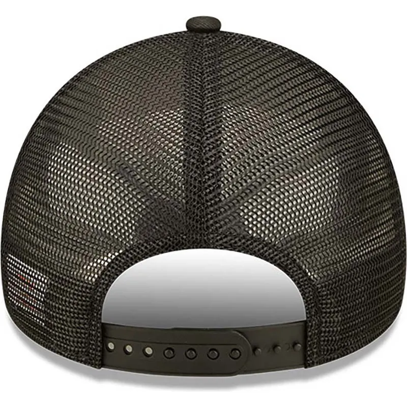 czapki-curva-czarny-snapback-a-frame-new-era