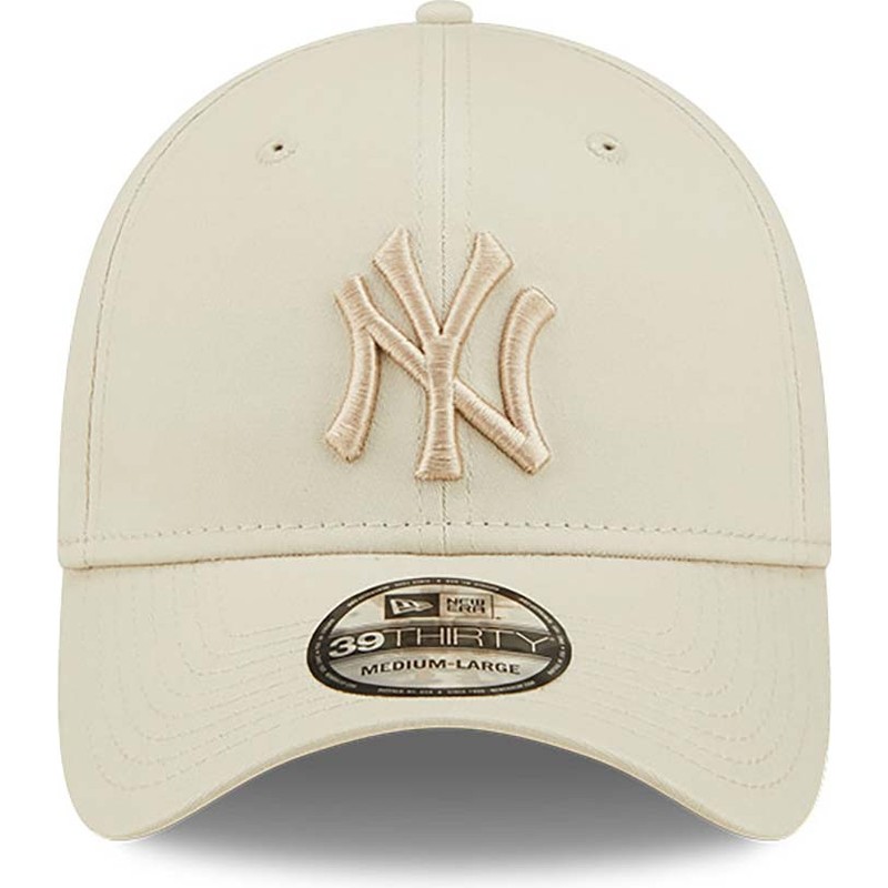 new-era-curved-brim-39thirty-league-essential-new-york-yankees-mlb-beige-fitted-cap-with-beige-logo