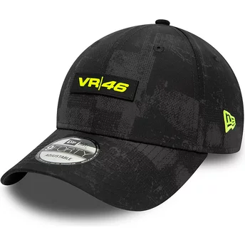 Czarna, regulowana czapka z daszkiem Valentino Rossi VR46 9FORTY z nadrukiem All Over Print od MotoGP od New Era