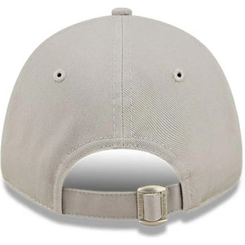 czapki-curva-bezowy-tasma-regulowana-dla-dziecka-9forty-league-essential-chicago-white-sox-mlb-new-era czapki-curva-bezowy-tasma-regulowana-dla-dziecka-9forty-league-essential-chicago-white-sox-mlb-new-era