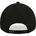 czarna-czapka-z-zakrzywionym-daszkiem-snapback-z-czarnym-logo-9forty-league-essential-new-york-yankees-mlb-od-new-era