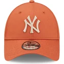 czapki-curva-pomaranczowy-tasma-regulowana-9forty-league-essential-new-york-yankees-mlb-new-era