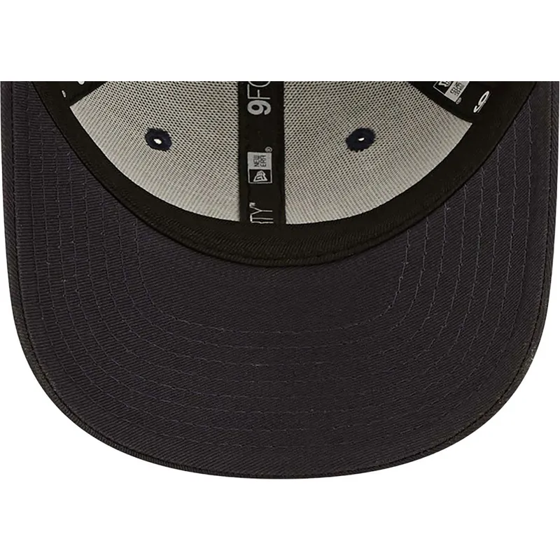 czapki-curva-granatowy-tasma-regulowana-dla-dziecka-marron-9forty-league-essential-los-angeles-dodgers-mlb-new-era czapki-curva-granatowy-tasma-regulowana-dla-dziecka-marron-9forty-league-essential-los-angeles-dodgers-mlb-new-era