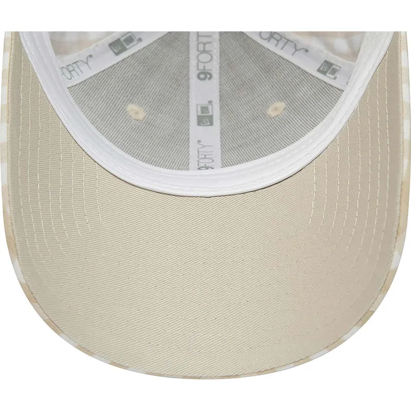 czapki-curva-bezowy-tasma-regulowana-9forty-gingham-new-york-yankees-mlb-new-era czapki-curva-bezowy-tasma-regulowana-9forty-gingham-new-york-yankees-mlb-new-era