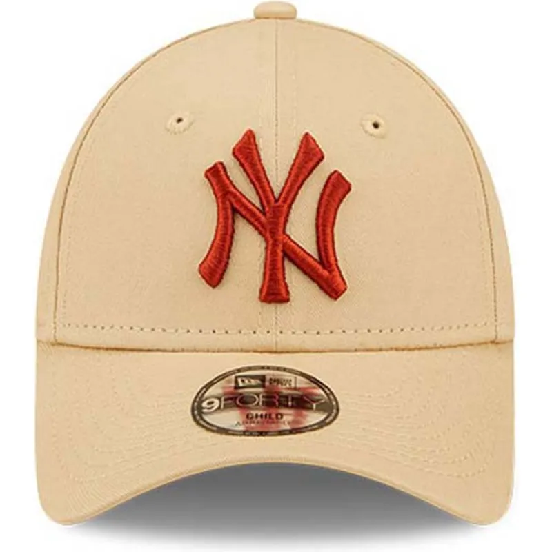 czapki-curva-bezowy-tasma-regulowana-dla-dziecka-marron-9forty-league-essential-new-york-yankees-mlb-new-era