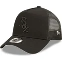 czarna-czapka-trucker-z-czarnym-logo-a-frame-tonal-mesh-chicago-white-sox-mlb-od-new-era