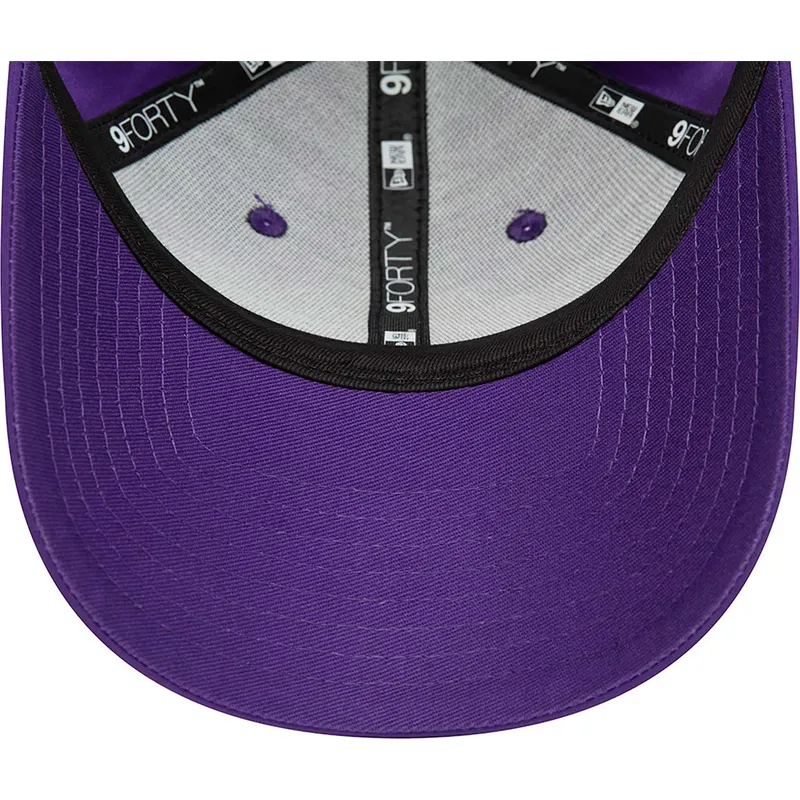 czapki-curva-fioletowy-tasma-regulowana-9forty-print-infill-los-angeles-lakers-nba-new-era