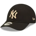 czapki-curva-czarny-tasma-regulowana-dla-dziecka-pequeno-9forty-league-essential-new-york-yankees-mlb-new-era