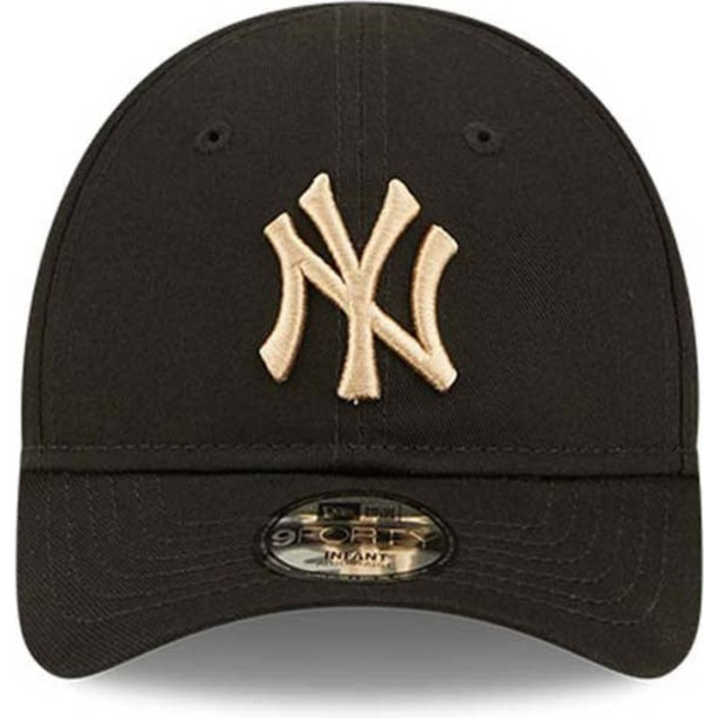 new-era-curved-brim-toddler-9forty-league-essential-new-york-yankees-mlb-black-adjustable-cap-with-beige-logo