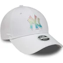 czapki-curva-bialy-tasma-regulowana-multicolor-9forty-ombre-infill-new-york-yankees-mlb-new-era