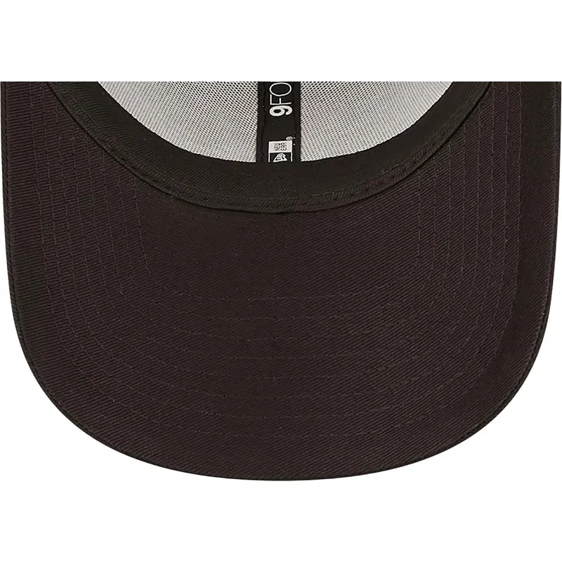 czapki-curva-czarny-tasma-regulowana-9forty-league-essential-new-york-yankees-mlb-new-era