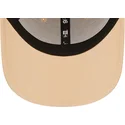 czapki-curva-bezowy-tasma-regulowana-9forty-league-essential-new-york-yankees-mlb-new-era