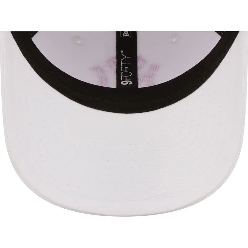 czapki-curva-bialy-tasma-regulowana-dla-dziecka-rosa-9forty-league-essential-new-york-yankees-mlb-new-era czapki-curva-bialy-tasma-regulowana-dla-dziecka-rosa-9forty-league-essential-new-york-yankees-mlb-new-era