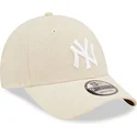 bezowa-regulowana-czapka-z-zakrzywionym-daszkiem-9forty-linen-new-york-yankees-mlb-new-era