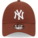 czapki-curva-brazowy-tasma-regulowana-9forty-linen-new-york-yankees-mlb-new-era