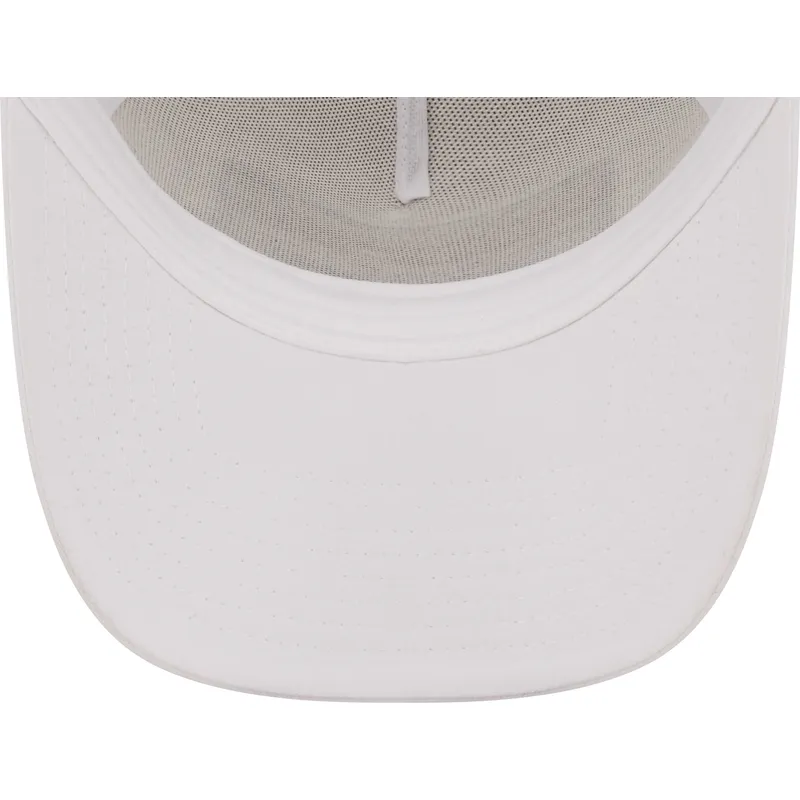 czapki-curva-bialy-snapback-a-frame-new-era