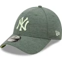 czapki-curva-zielony-tasma-regulowana-9forty-jersey-essential-new-york-yankees-mlb-new-era